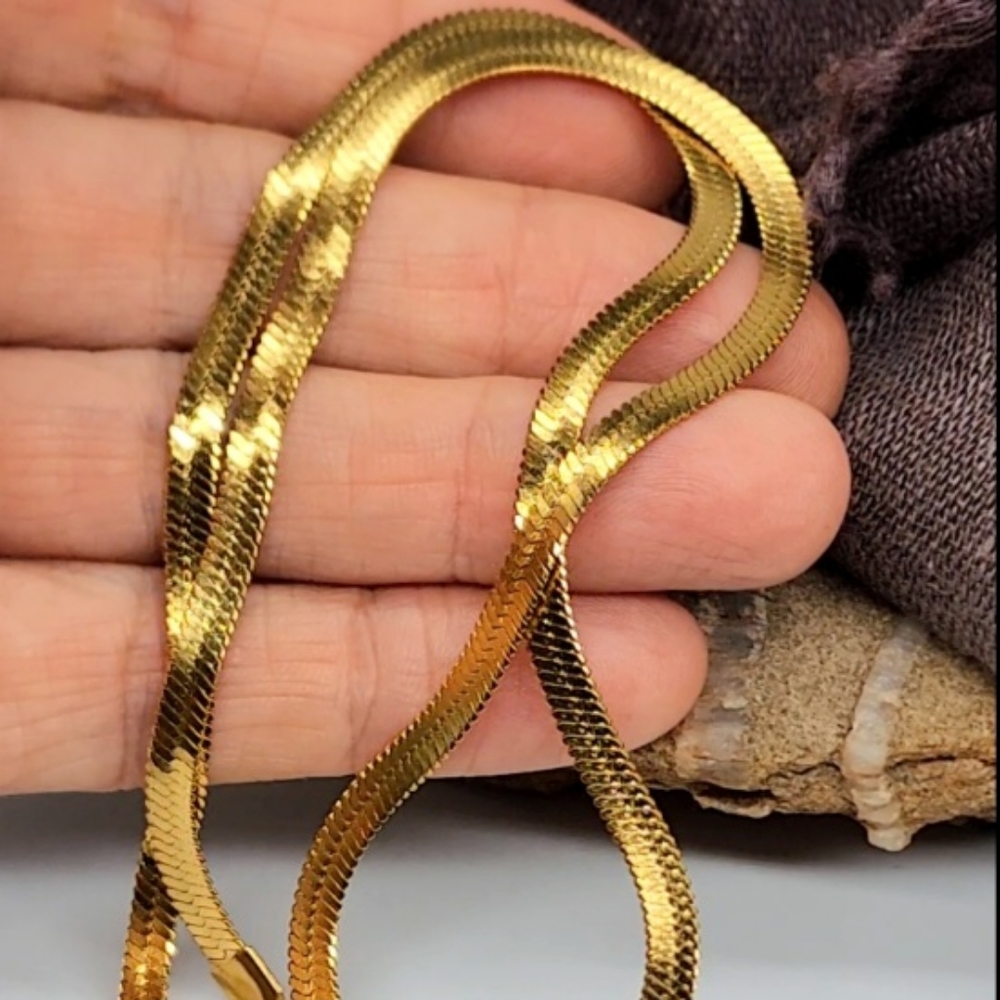 Designer Dea Dia Herringbone Necklace 14kt Gold plated Flat Chain - Picture 10 of 15